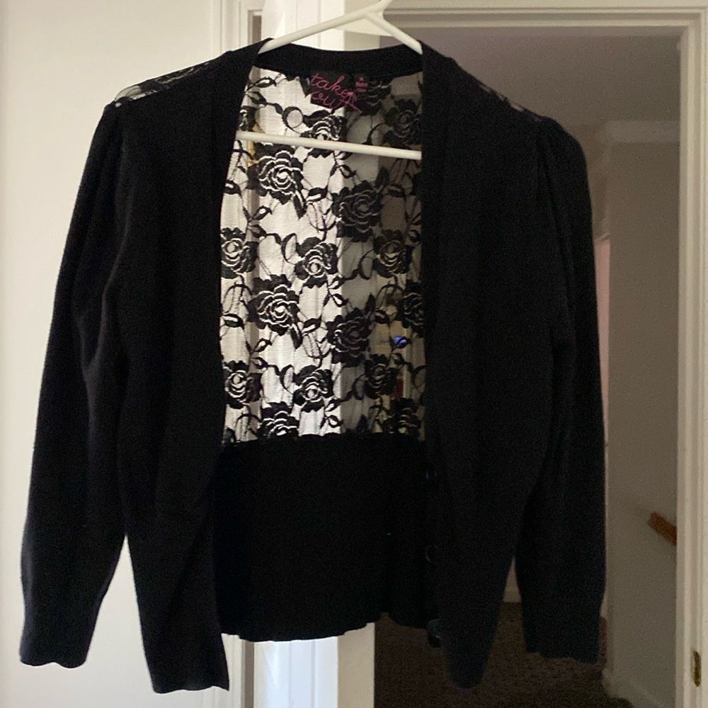 Take out cardigan, sweater size XL the back lace, front is a cardigan buttons up